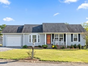 Building Photo - 1182 Willow Terrace