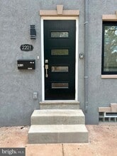 Building Photo - 2201 S Norwood St