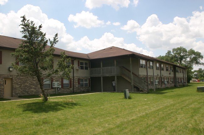 Building Photo - Kemper Manor Apartments