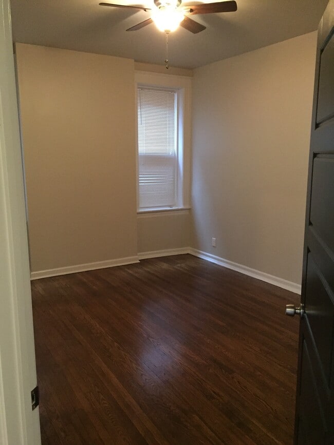 Foto del edificio - 3818-3820 Arsenal St