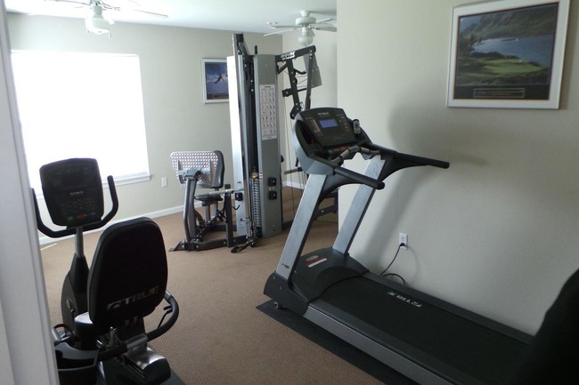 Fitness - Canterbury House Apartments - Dixon