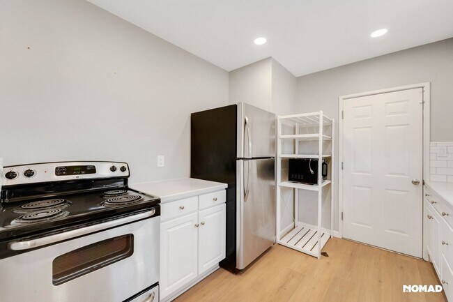 Building Photo - Charming 2BR House in Phoenix