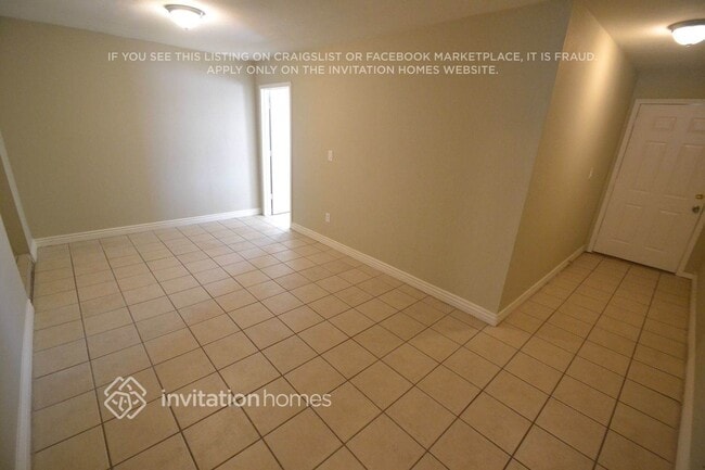 Foto del edificio - 1643 N 56th Ln