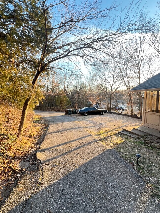 Driveway and Parking Area - 214 E Cleburn St House