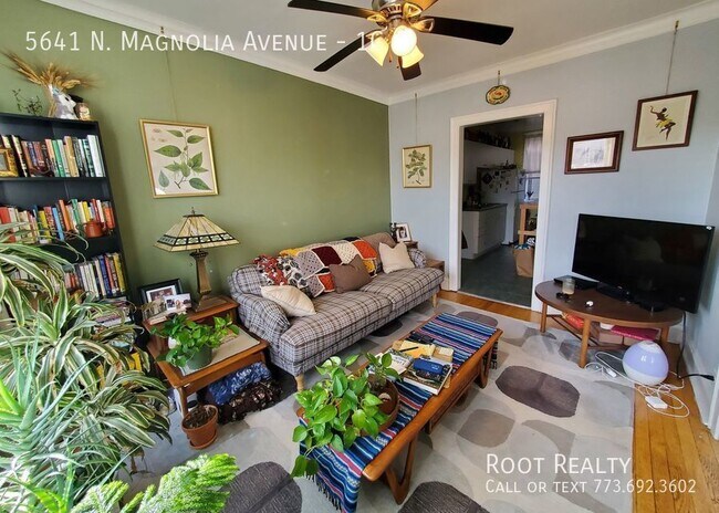 Building Photo - Edgewater / Magnolia Glen – First-floor 1-...