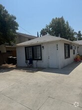 Building Photo - 854 N Lugo Ave