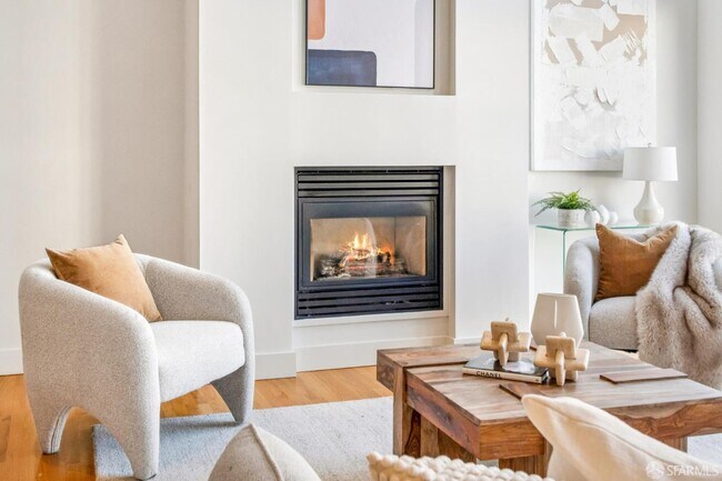 Foto del edificio - 142 Russ St