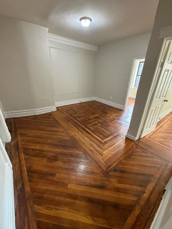 Foto del edificio - 210 Roseville Ave