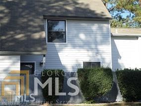 Building Photo - 261 Country Club Dr