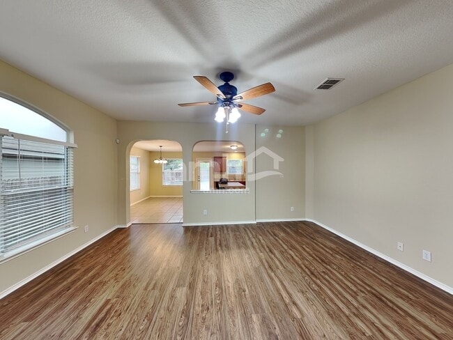 Building Photo - 232 Rock Springs Dr