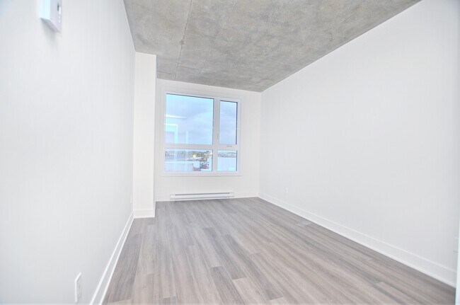 Photo du bâtiment - 1431 Av. de la Gare