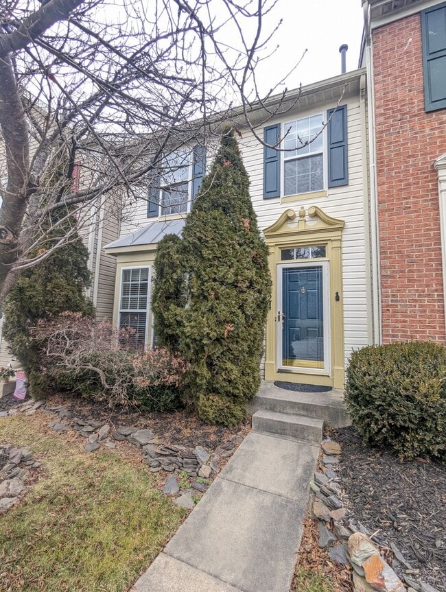 Foto del edificio - Townhome in *OAKDALE school district* ready for you now!