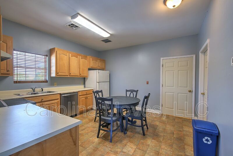 Foto principal - 16 Berryblue Ct