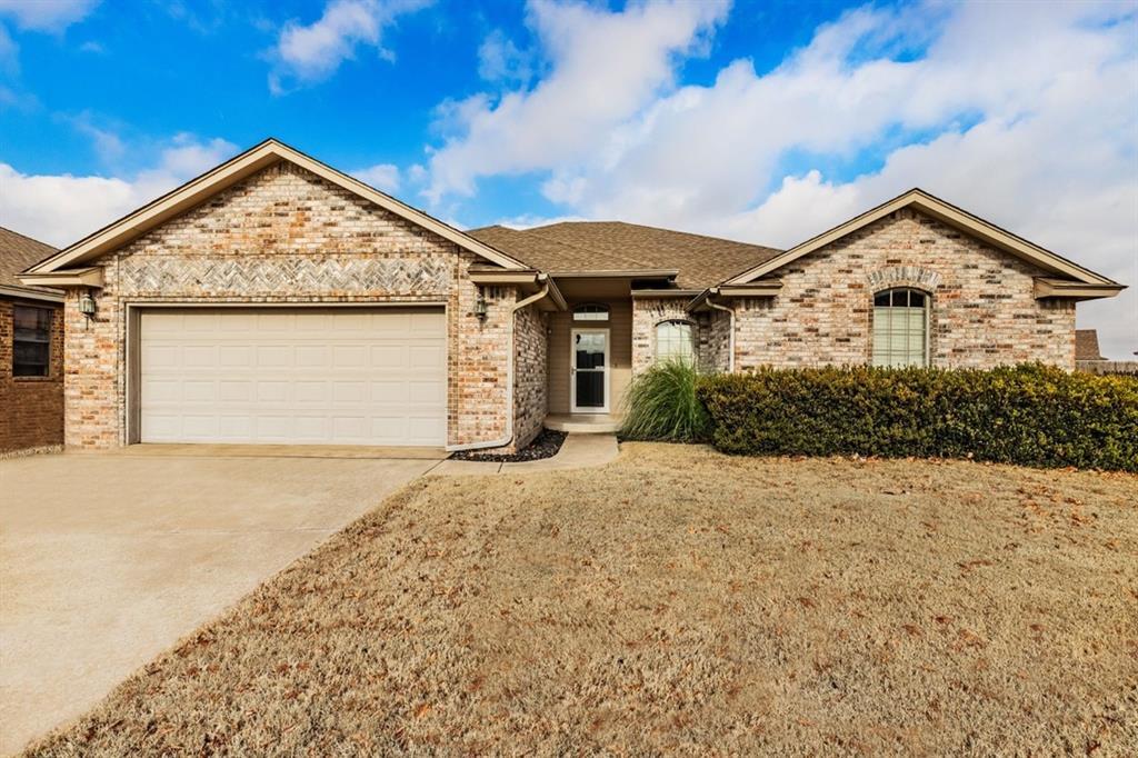 Primary Photo - 2209 SW 137th Pl