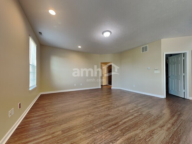 Building Photo - 13696 McDowell Drive