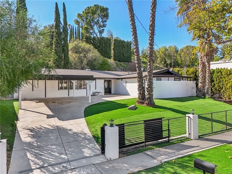 Foto principal - 5633 Rawlings Ave