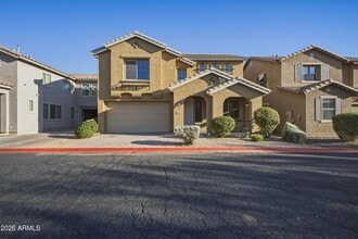 Building Photo - 5643 E Alder Ave