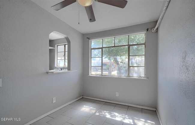 Building Photo - 10368 Potencia Dr