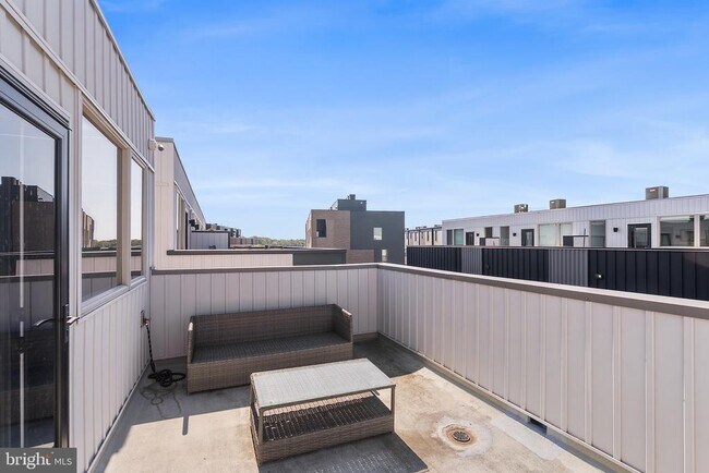 Foto del edificio - 3107 Birchview Walk