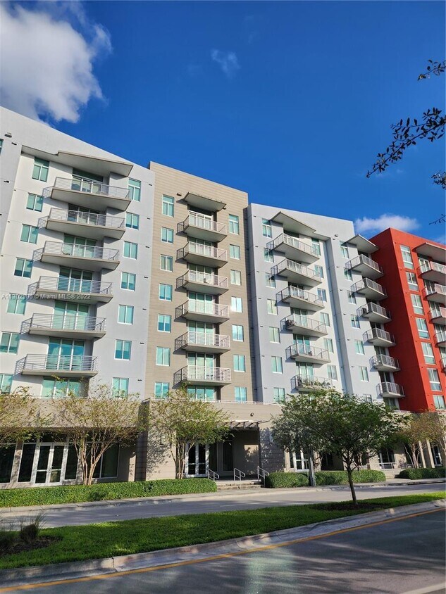 7661 NW 107th Ave Unit 710, Doral, FL 33178 Condo for Rent in Doral