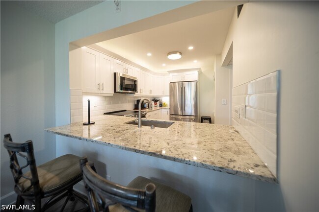 Building Photo - 1086 Forest Lakes Dr