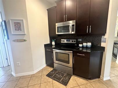 Foto del edificio - 11842 Silverlake Park Dr