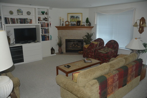 One story 4 bedroom three car garage home ... - House Rental in Arroyo ...