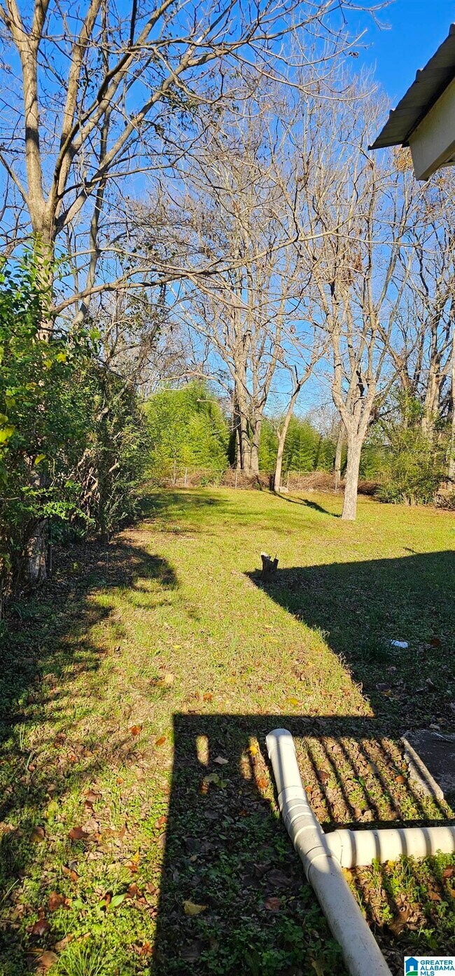 Foto del edificio - 529 12th St N