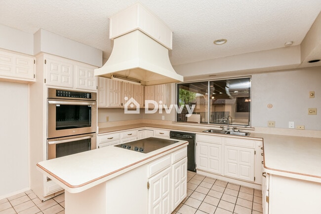 Building Photo - 409 Washington Dr, Arlington, TX 76011