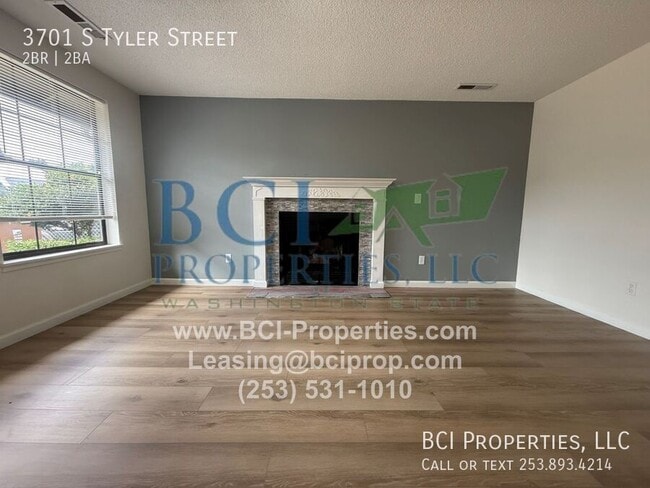 Building Photo - 3701 S Tyler St