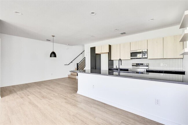 Foto del edificio - 7601 Cooper Ln