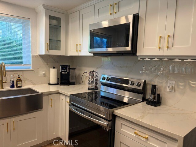 Building Photo - 392 Avenida Castilla