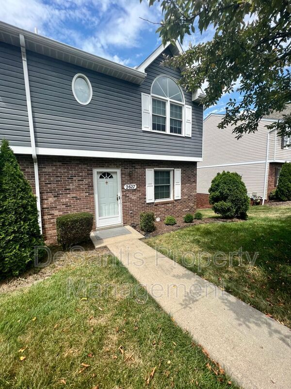 2627 Hawthorne Dr, Oakdale, PA 15071 House Rental in Oakdale, PA