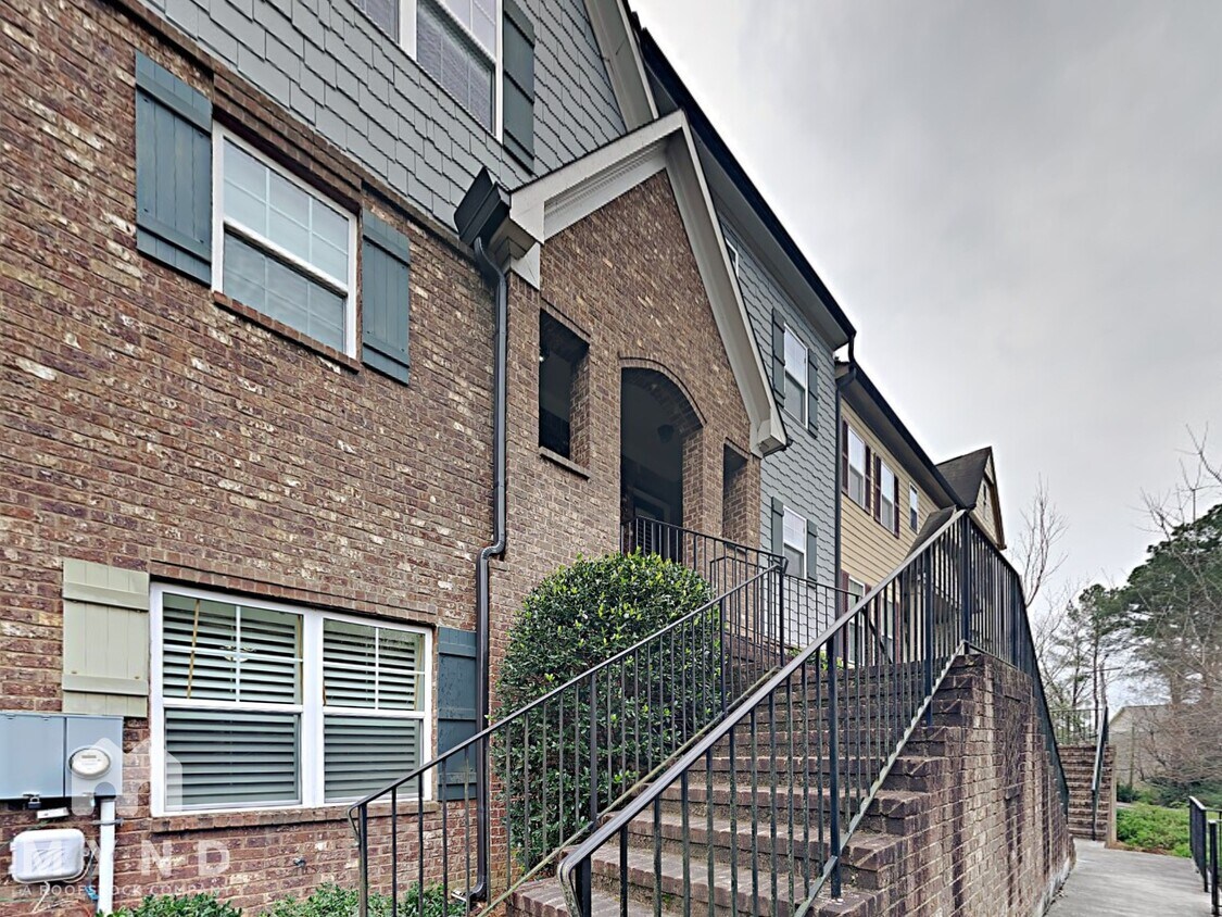 2136 Havenwood Trail, Atlanta, GA 30319 Townhome Rentals in Atlanta