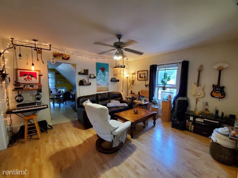 Primary Photo - 947 Williamson St
