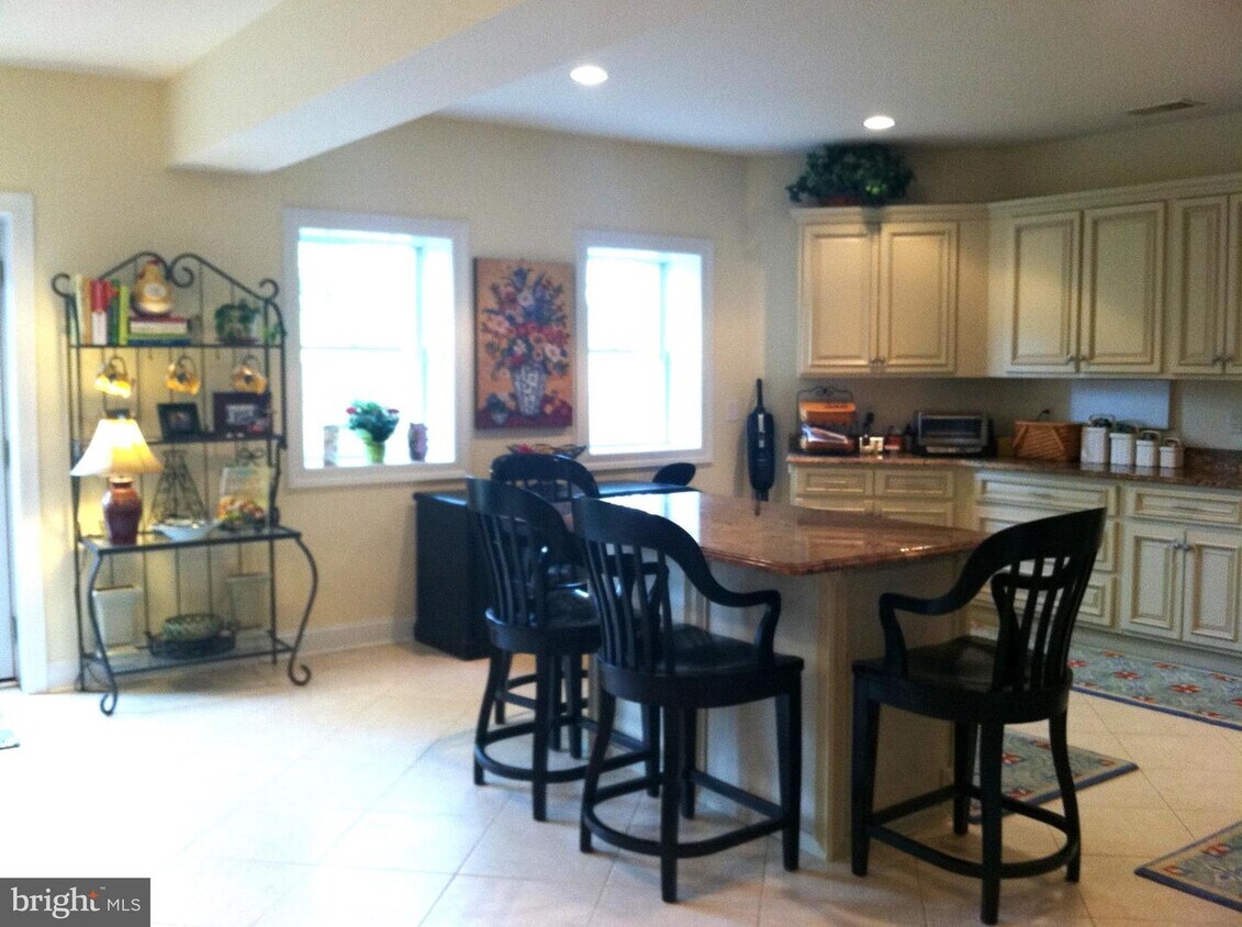 Foto principal - 2964 Wilson Ave