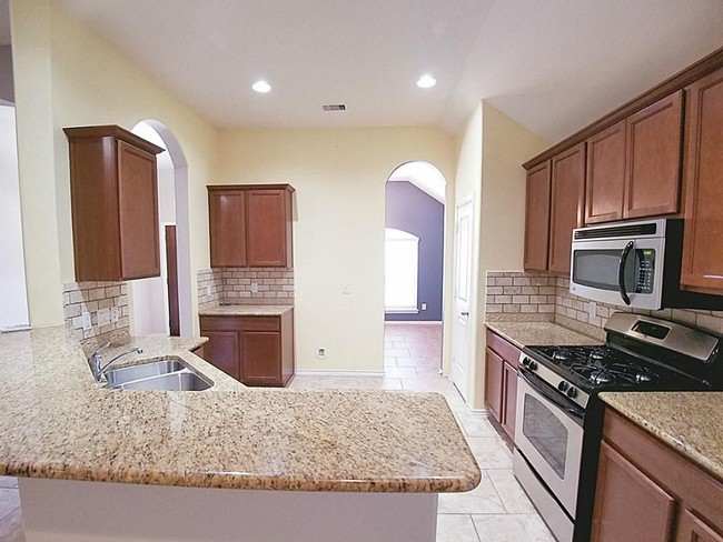 Building Photo - 20510 S Blue Hyacinth Dr