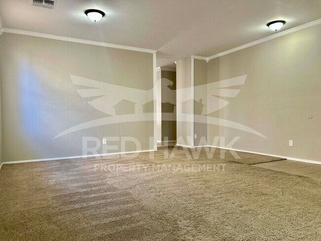 Foto del edificio - 45993 W Sonny Rd