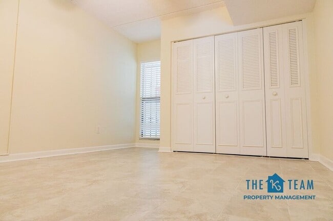 Foto del edificio - 208 Lake Howard Dr SW