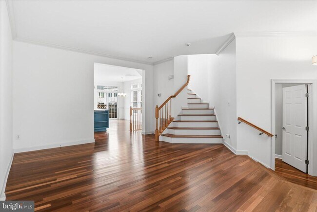 Foto del edificio - 901 Harrison Cir