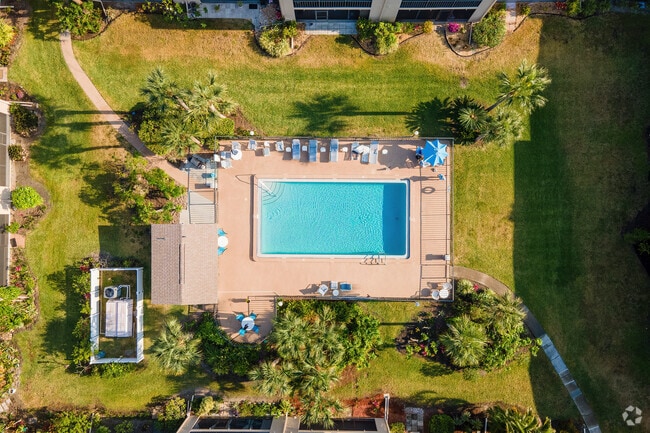 201 International Dr Cape Canaveral, FL 32920-3659 - The Oaks