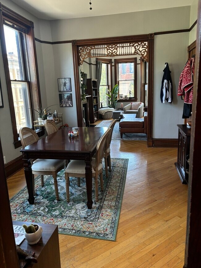 Foto del edificio - 2682 N Orchard St