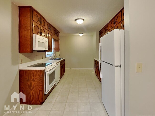 Foto del edificio - 4361 Silver Lake Rd