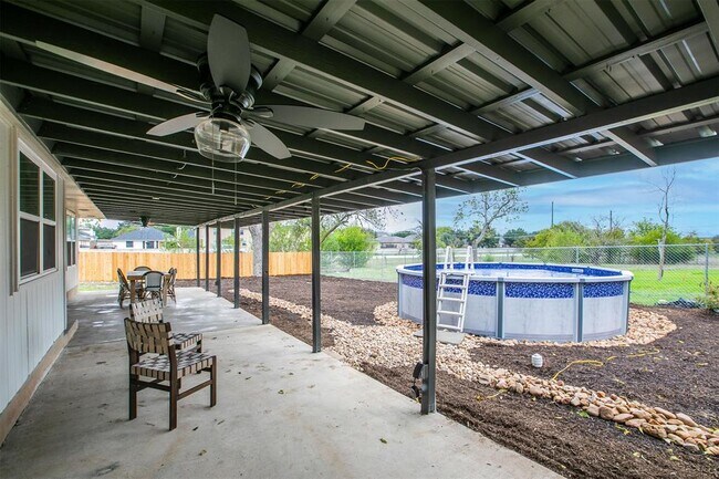 Building Photo - 4613 Joseph St