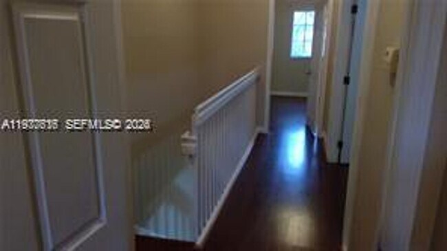 Building Photo - 1726 SW 81st Terrace