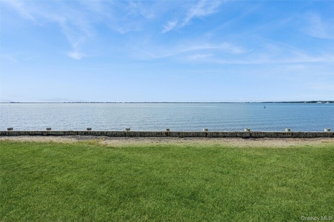 Foto del edificio - 42 Barracuda Rd