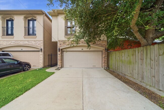 Building Photo - 5539 Kiam St