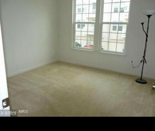 Bedroom #2 - 2557 Eastbourne Dr