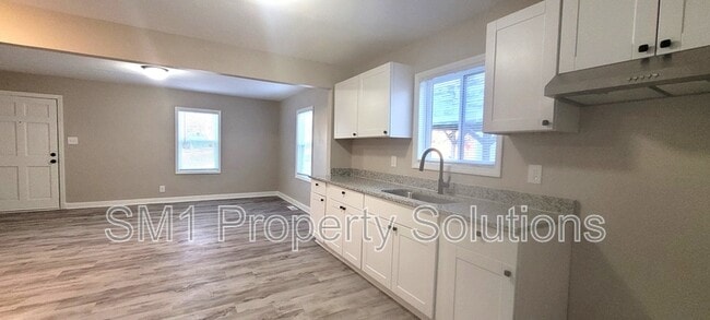 Building Photo - 2404 Williams Ave