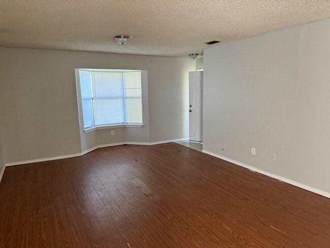 Building Photo - 3509 Stoneridge Dr